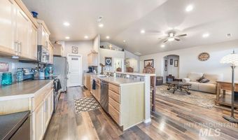 123 S Concourse Ave, Caldwell, ID 83605