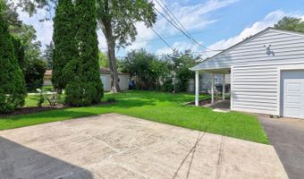 112 S Iowa Ave, Addison, IL 60101