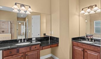 514 WINTERSIDE Dr, Apollo Beach, FL 33572