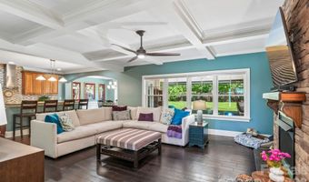 2032 Eaton Rd, Charlotte, NC 28205