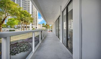 20505 E Country Club Dr 137, Aventura, FL 33180