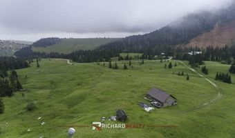 71 Painter Rd, Cody, WY 82414