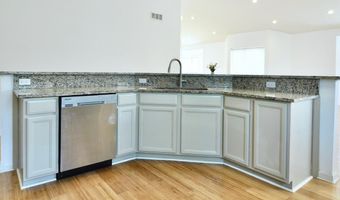 2019 Chalmers Dr, Ann Arbor, MI 48104