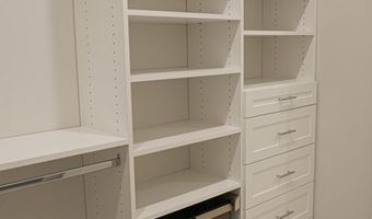 44691 WELLFLEET Dr 201, Ashburn, VA 20147
