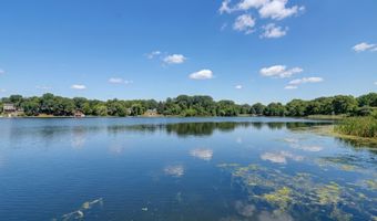 42037 N Old Lake Ave, Antioch, IL 60002