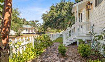 1711 Duke St, Beaufort, SC 29902