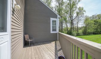 53 Brushy Plain Rd APT 5A, Branford, CT 06405