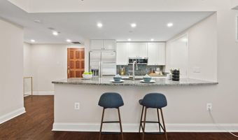 1530 KEY Blvd 203, Arlington, VA 22209