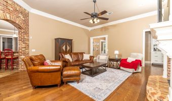 230 Eastwood Dr, Brandon, MS 39042