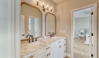 5225 BRIGHTON SHORE Dr, Apollo Beach, FL 33572