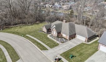 8896 Classic View Dr, Indianapolis, IN 46217