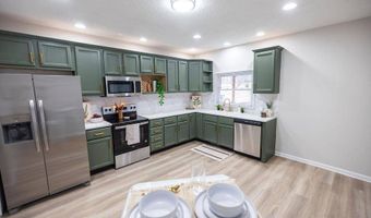 330 W McKeever St, Andrews, IN 46702