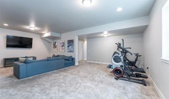 21574 E 59th Dr, Aurora, CO 80019