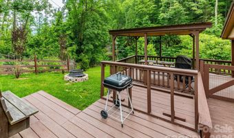 1010 And 1014 Melton Branch Rd, Bakersville, NC 28705