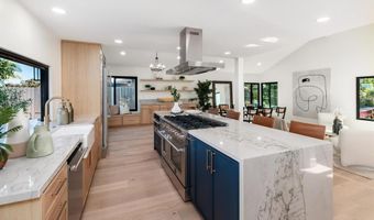 2568 Abedul St, Carlsbad, CA 92009