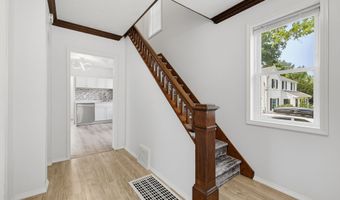 53 Prospect St, Bloomfield, CT 06002