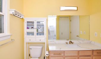 3240 Dunwoodie Rd, Ann Arbor, MI 48105