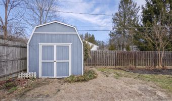 104 Sunnyside Dr, Athens, OH 45701