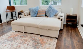 576 Pine Grove Rd, Beattyville, KY 41311