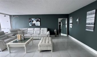 18071 Biscayne Blvd 704, Aventura, FL 33160