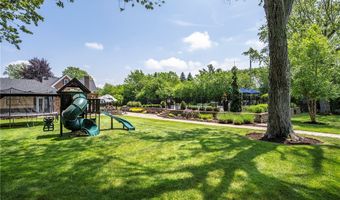 636 Lebrun Rd, Amherst, NY 14226