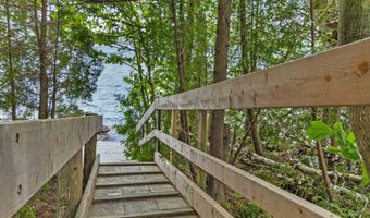 1048 Cottage Rd, Averill, VT 05903