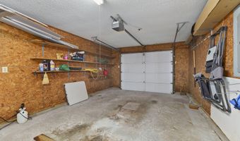 221 Smith St, Atlantic Beach, NC 28512