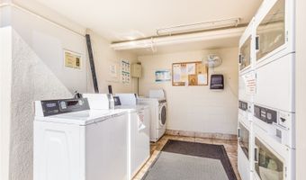 425 Ena Rd 607C, Honolulu, HI 96815