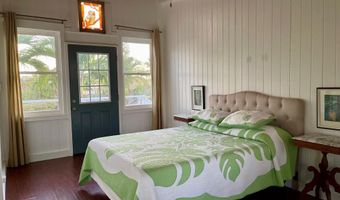 215 Aahi Pl, Kaunakakai, HI 96748