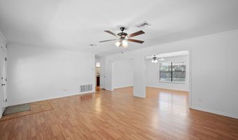 960 W RHODES Ave, Aransas Pass, TX 78336