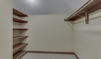 20 Forrests Edge Ct, Indianapolis, IN 46227