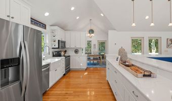 114 N Bald Head Wynd, Bald Head Island, NC 28461