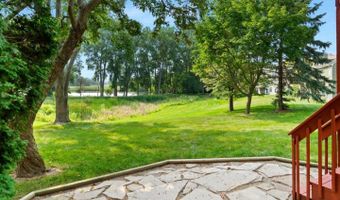 1196 Edgewater Ln, Antioch, IL 60002