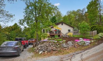 1052 Lakeside Dr E, Alloway, NJ 07422