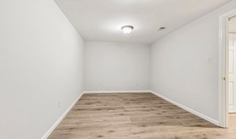 3802 IVANHOE Ln, Alexandria, VA 22310