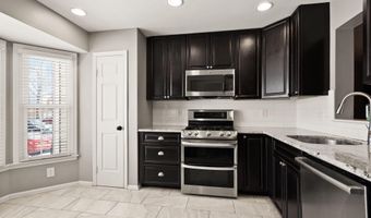 8074 SKY BLUE Dr, Alexandria, VA 22315