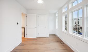 697 GIDDINGS Ave, Annapolis, MD 21401