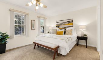 19 SHAGBARK Ct, Rockville, MD 20852