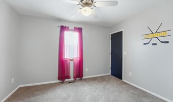 302 Willard Dr, Auburn, IN 46706