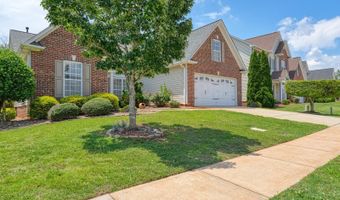 831 Vandenburg Dr, Boiling Springs, SC 29316
