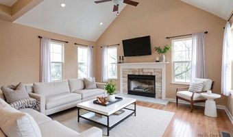 40431 N Fairview St, Antioch, IL 60002