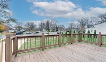 2148 Champagne Dr, Ann Arbor, MI 48108