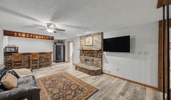2349 Lake View Dr, Ames, IA 50010