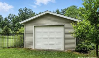 9337 Andrew Farms Dr, Alto, MI 49302
