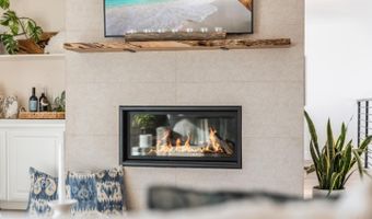 641 Bayview Dr, Aptos, CA 95003