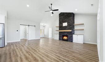 2023 Approach Dr, Auburn, IN 46706