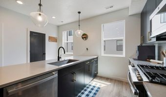 507 W 620 N 127, Centerville, UT 84014