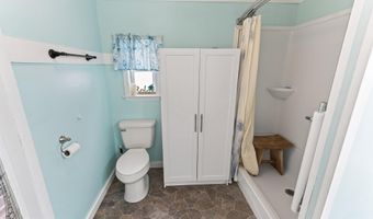 114 E HOLLY Dr, Lincoln, DE 19960
