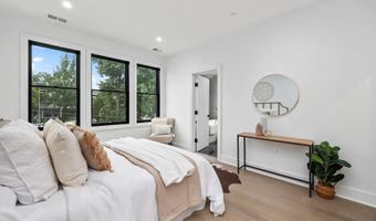 4411 5 ILLINOIS Ave NW, Washington, DC 20011