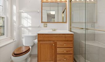 4302 ADRIENNE Dr, Alexandria, VA 22309